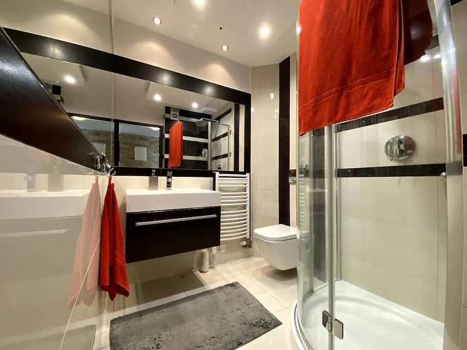 Apartament 2 Pokojowy 5Min Od Krupowek Z Garazem زاكوباني 0*,
